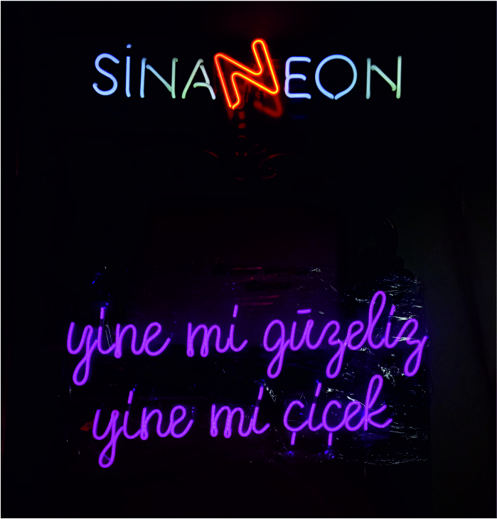 yine mi güzelsin yine mi çiçek